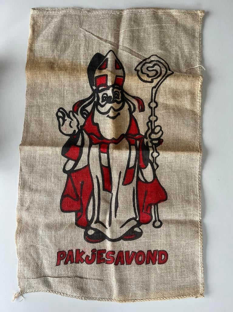 2 grote juten zakken van Sinterklaas / Sint Maarten, Ophalen of Verzenden, Gebruikt