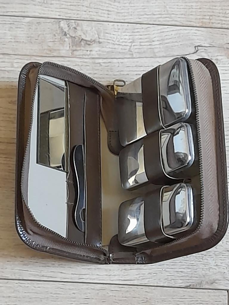 Vintage toilettas uit de jaren 60 nooit gebruikt, Motoren, Ophalen of Verzenden, Zo goed als nieuw
