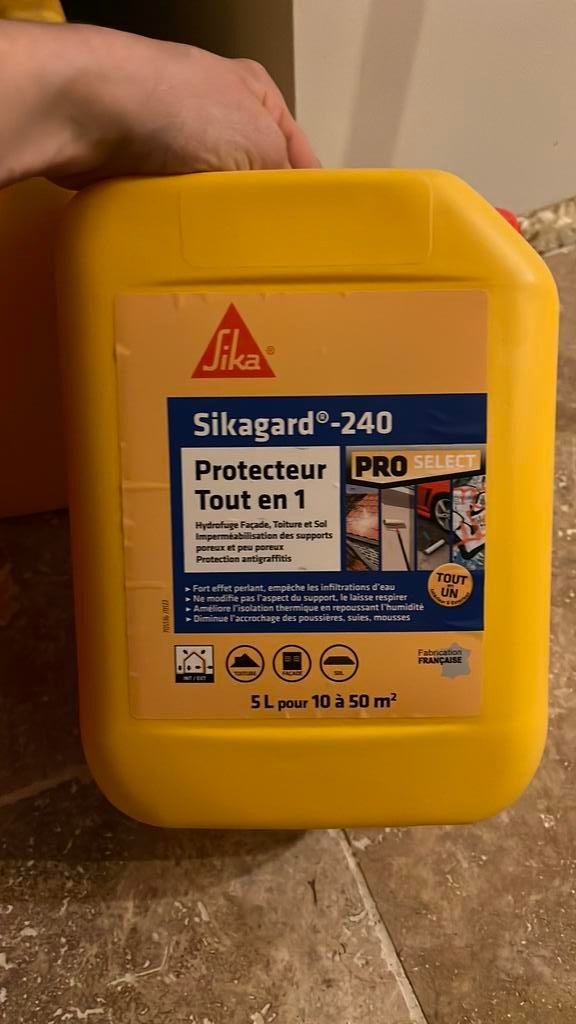 Sika hydrofuge, Enlèvement, Comme neuf