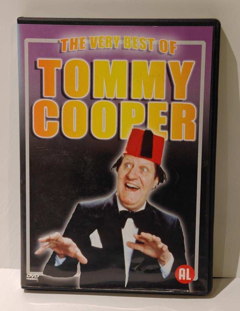 Tommy Cooper – Beste sketches & goocheltrucs DVD Brits humor, Tous les âges, Enlèvement ou Envoi, Comme neuf, Stand-up ou Spectacle de théâtre