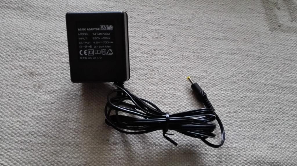 AC-DC adapter T41457000, Elektronische apparatuur, Ophalen of Verzenden, Zo goed als nieuw