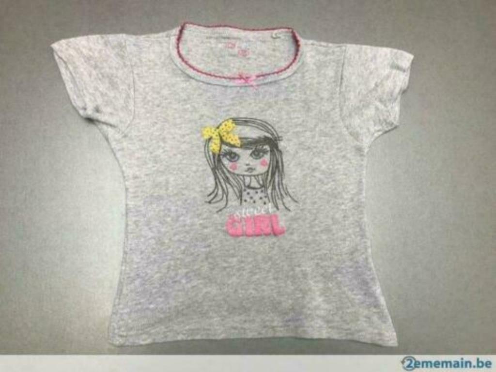 Tee-shirt gris TQF - Taille 4/5 ans, TQF, Enlèvement ou Envoi, Chemise ou À manches longues, Utilisé