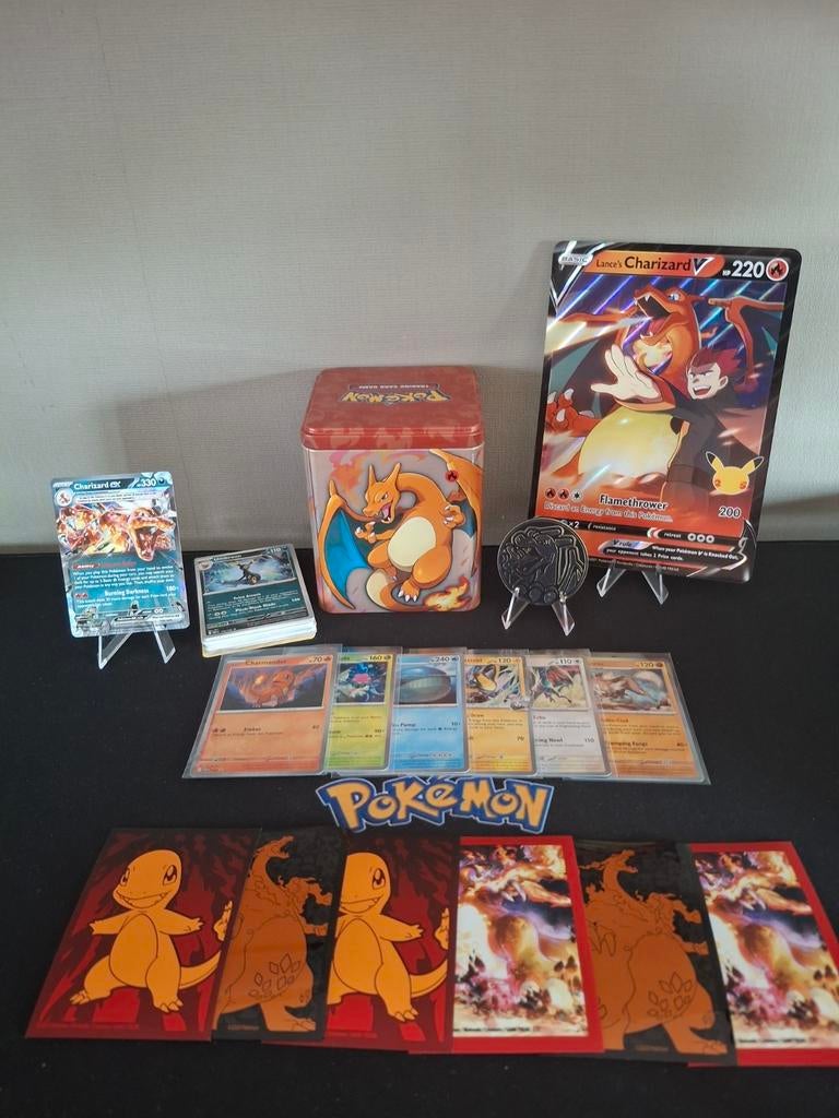 Leuke charizard set, Ophalen of Verzenden, Zo goed als nieuw
