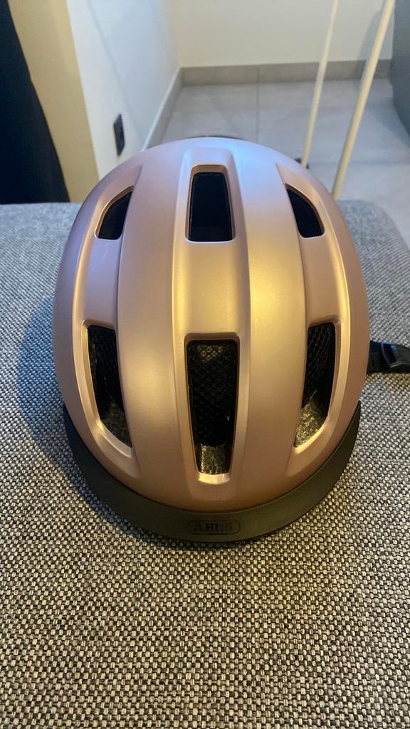 Abus fietshelm dames brons nooit gebruikt, Fietsen en Brommers, Ophalen, Nieuw, S, Dame