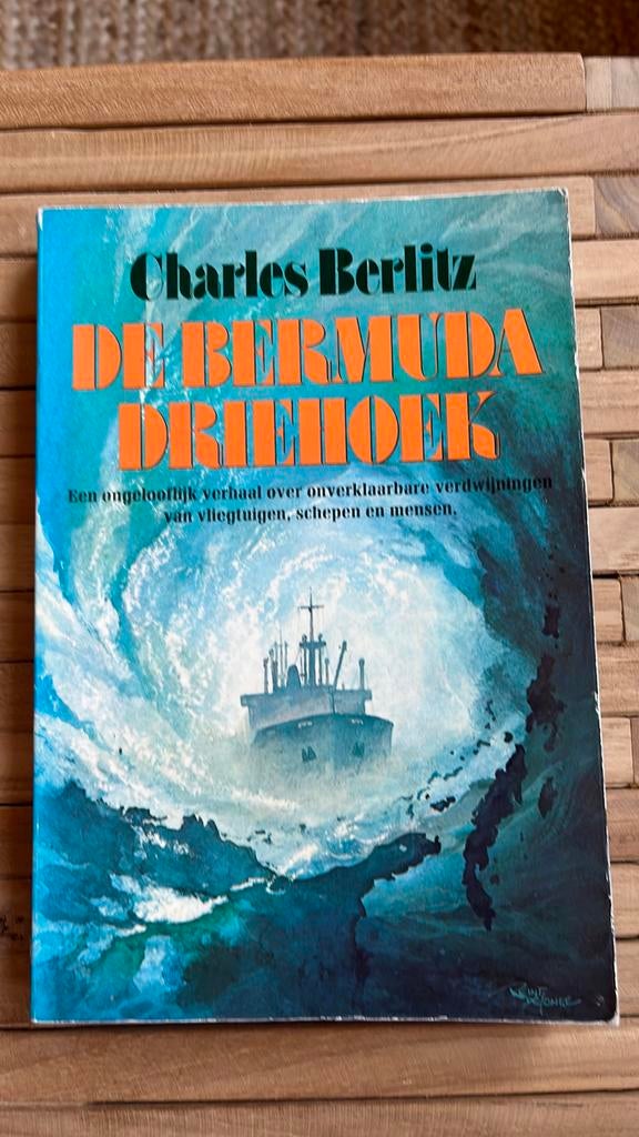 De Bermuda Driehoek - Charles Berlitz, Enlèvement ou Envoi, Utilisé