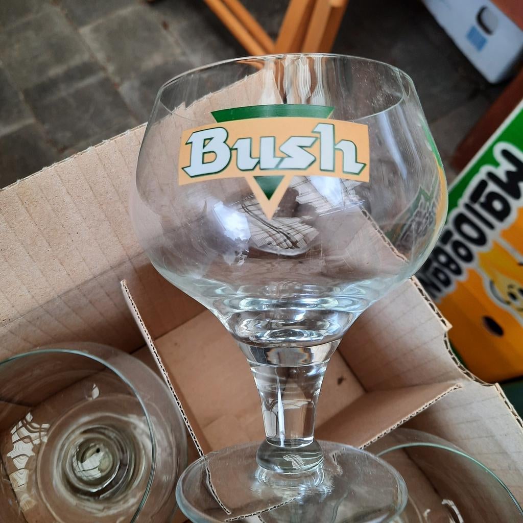 BUSH glazen (4) . 12 euro ., Verzamelen, Ophalen of Verzenden, Zo goed als nieuw