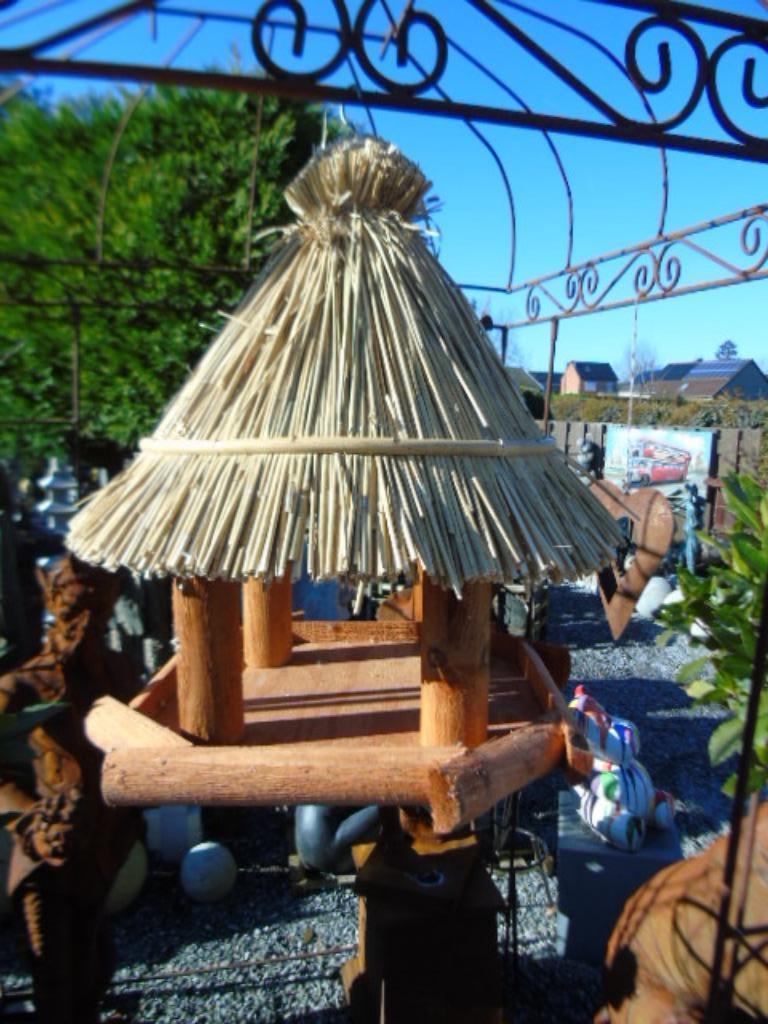 mangeoire en bois  XL pour les oiseaux du jardin ., Enlèvement, Neuf