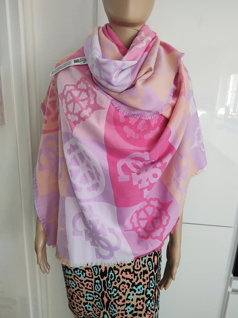 Guess grote sjaal., Guess, Maat 46/48 (XL) of groter, Ophalen of Verzenden, Sjaal