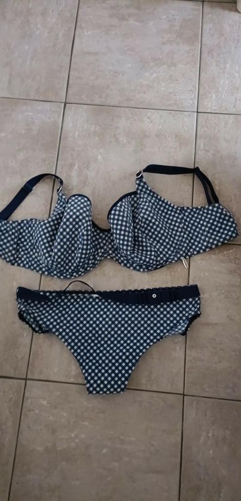 Bikini sunflair Mt 39, Kleding | Dames, Badmode en Zwemkleding, Sunflair, Ophalen of Verzenden, Blauw, Bikini