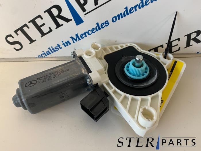 Raammotor Portier van een Mercedes A-Klasse, Auto-onderdelen, Ophalen of Verzenden, 3 maanden garantie, Gebruikt, Mercedes-Benz
