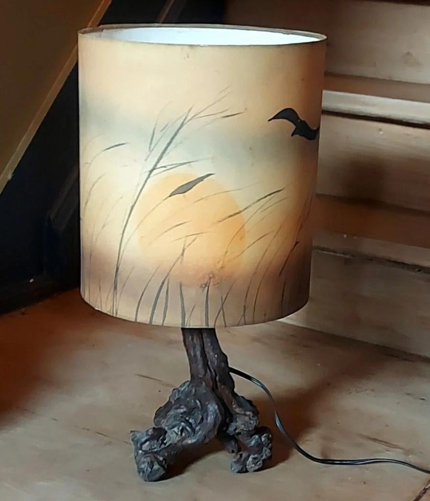 Lampe d'ambiance sur souche, branche, Antiquités & Art, Antiquités | Éclairage, Enlèvement ou Envoi