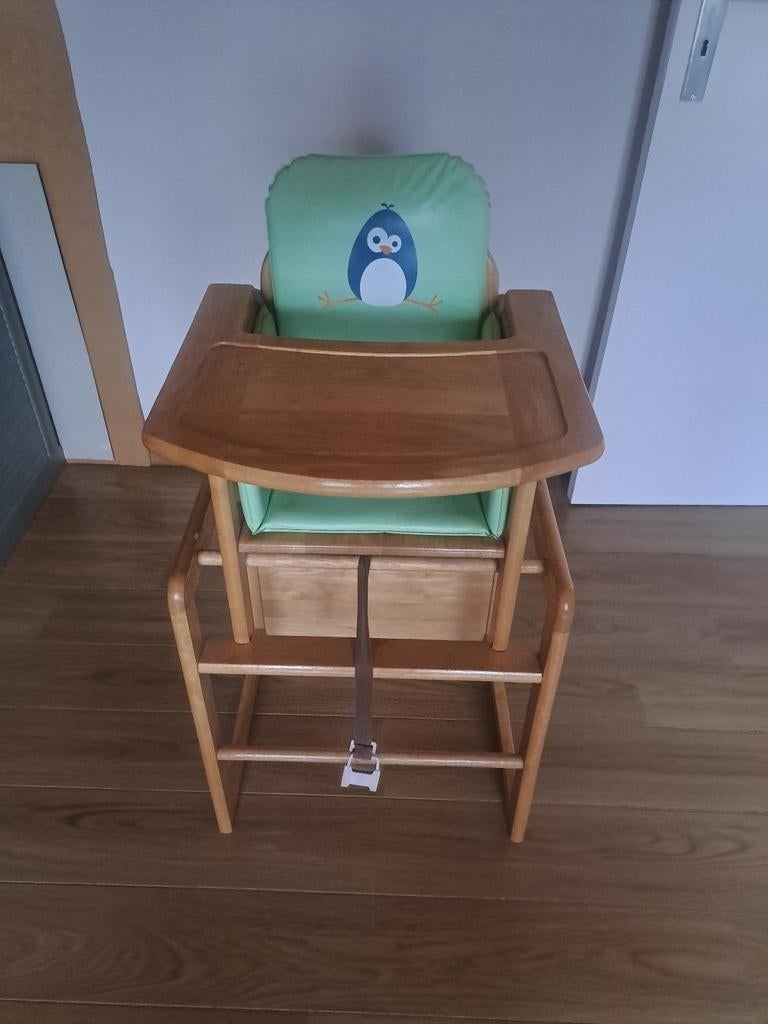 Kinderstoel + tafel., Enlèvement