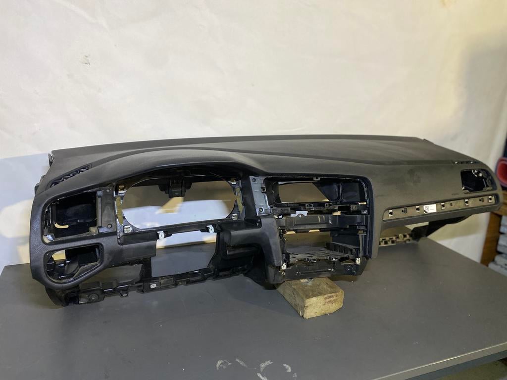 Volkswagen Golf 7 dashboard, Ophalen, Gebruikt, Volkswagen