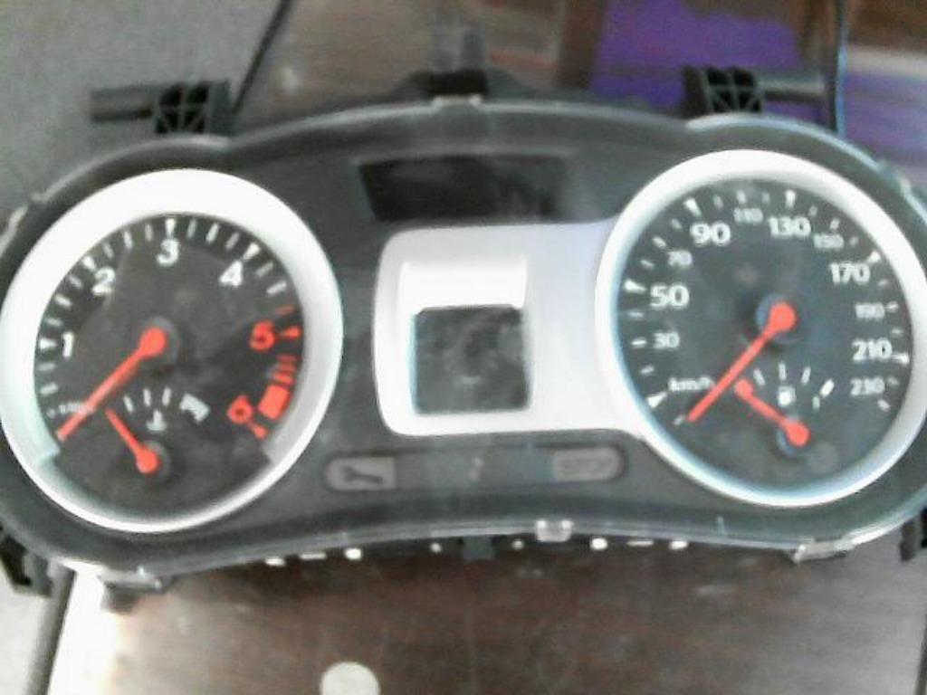 Compteur Renault Clio III Phase 2 1.5DCI 66Kw 2009-2014 LP/1, Enlèvement ou Envoi, Utilisé, Renault