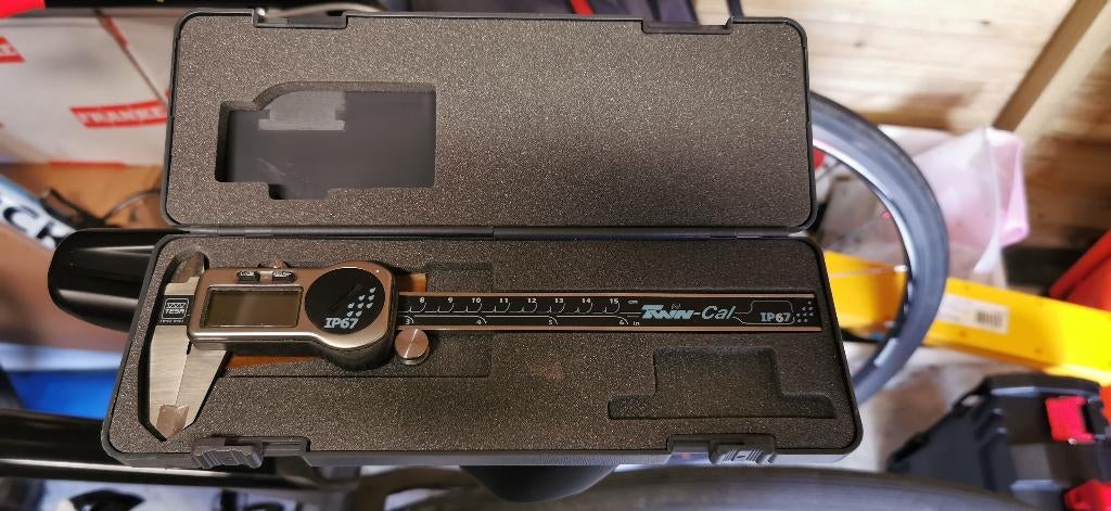 Digitale schuifmaat 150mm, Ophalen, Zo goed als nieuw, Overige meters