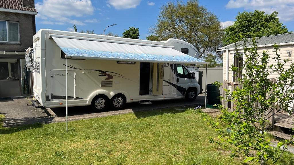 Mobilhome - Euramobil - Activa Style 770 EB - alkoof, Caravans en Kamperen, Mobilhomes, Particulier, tot en met 6, Alkoof, Fiat