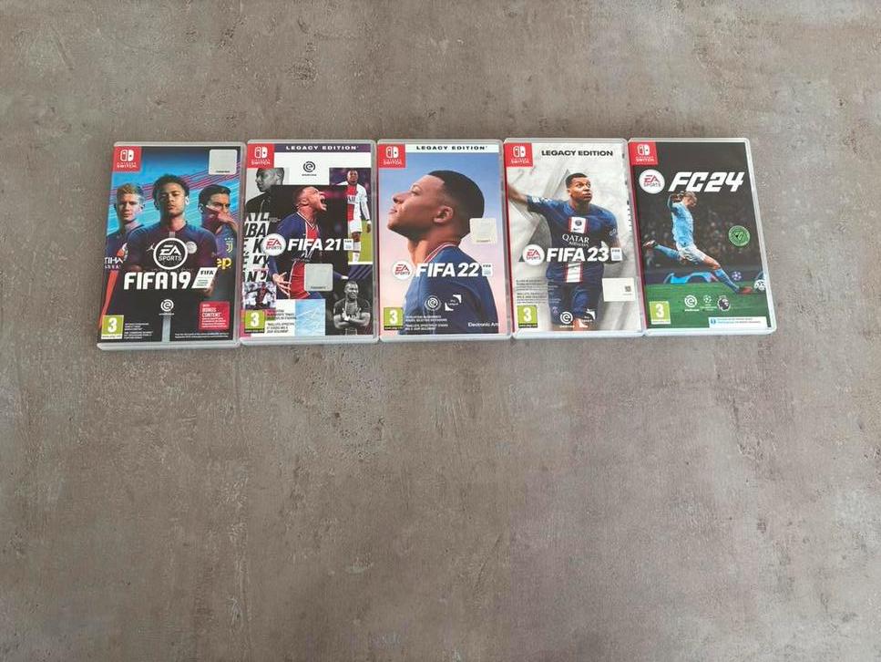 5x Fifa’s voor Nintendo Switch, Ophalen, Zo goed als nieuw, Sport, Vanaf 7 jaar
