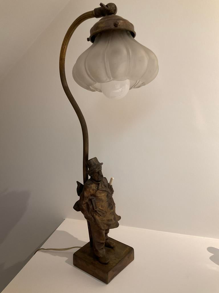 Antiek bronzen beeldje met lamp, Antiek en Kunst, Ophalen