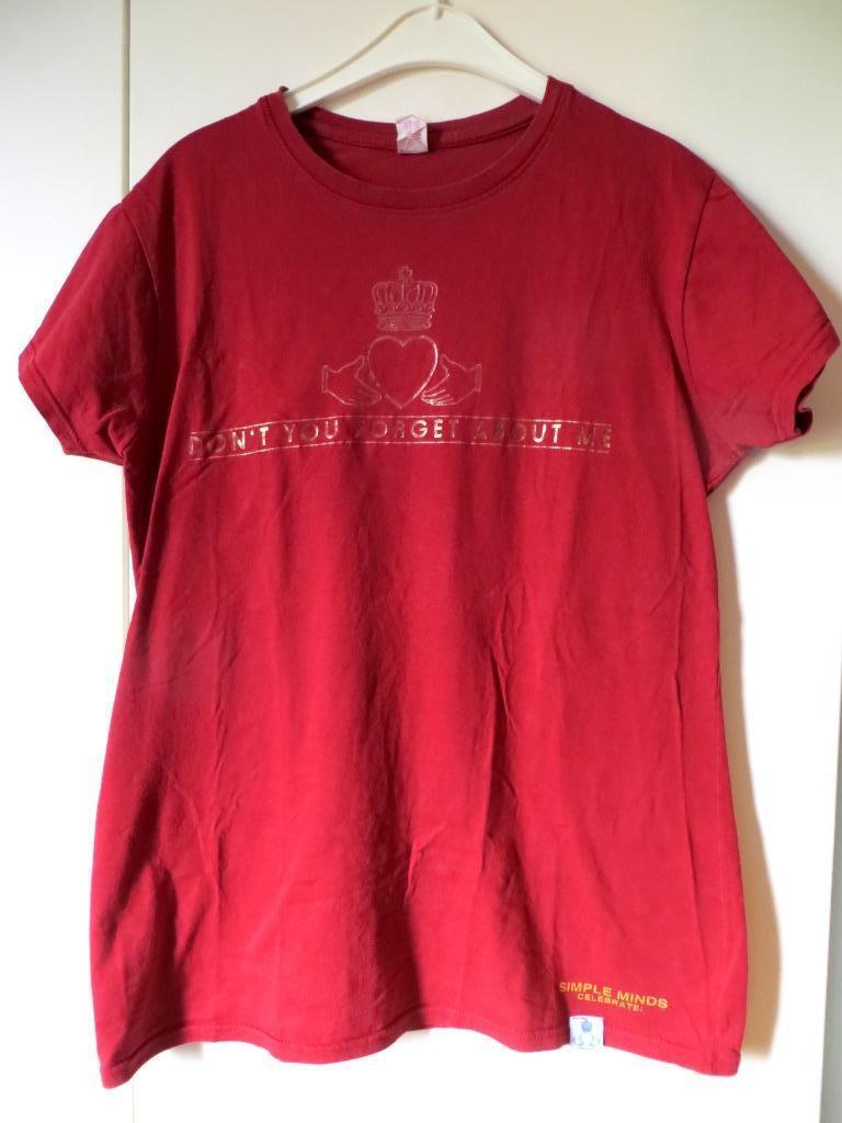 SIMPLE MINDS T-SHIRT DON'T YOU FORGET ABOUT ME - CELEBRATE, Rouge, Simple Minds, Envoi, Taille 52/54 (L)
