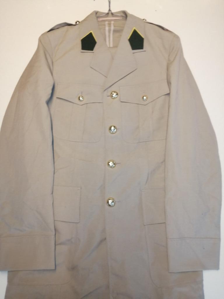 BELGIQUE - ABL - UNIFORME ETE CHASSEUR A PIED - 1977, Ophalen of Verzenden, Landmacht, Kleding of Schoenen