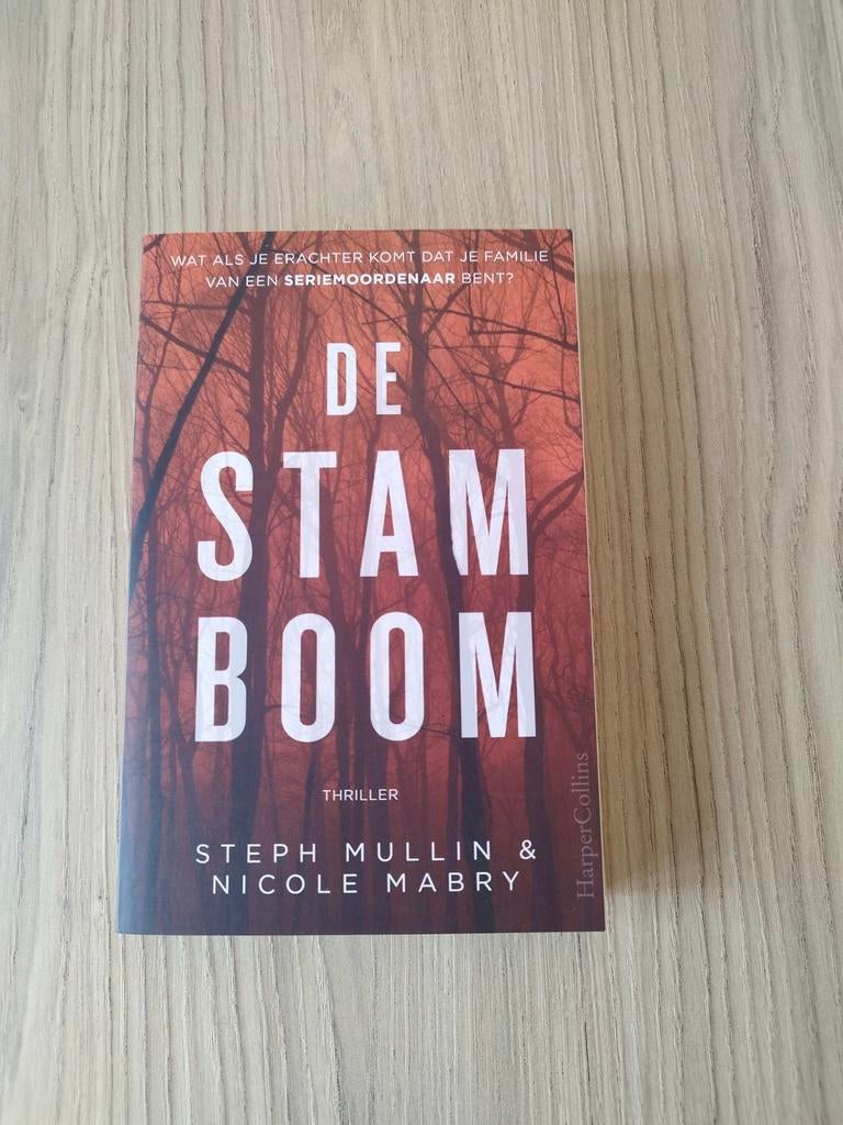 Boek te koop: Steph Mullin & Nicole Mabry - De stamboom, Europa overig, Diverse auteurs, Ophalen of Verzenden, Zo goed als nieuw