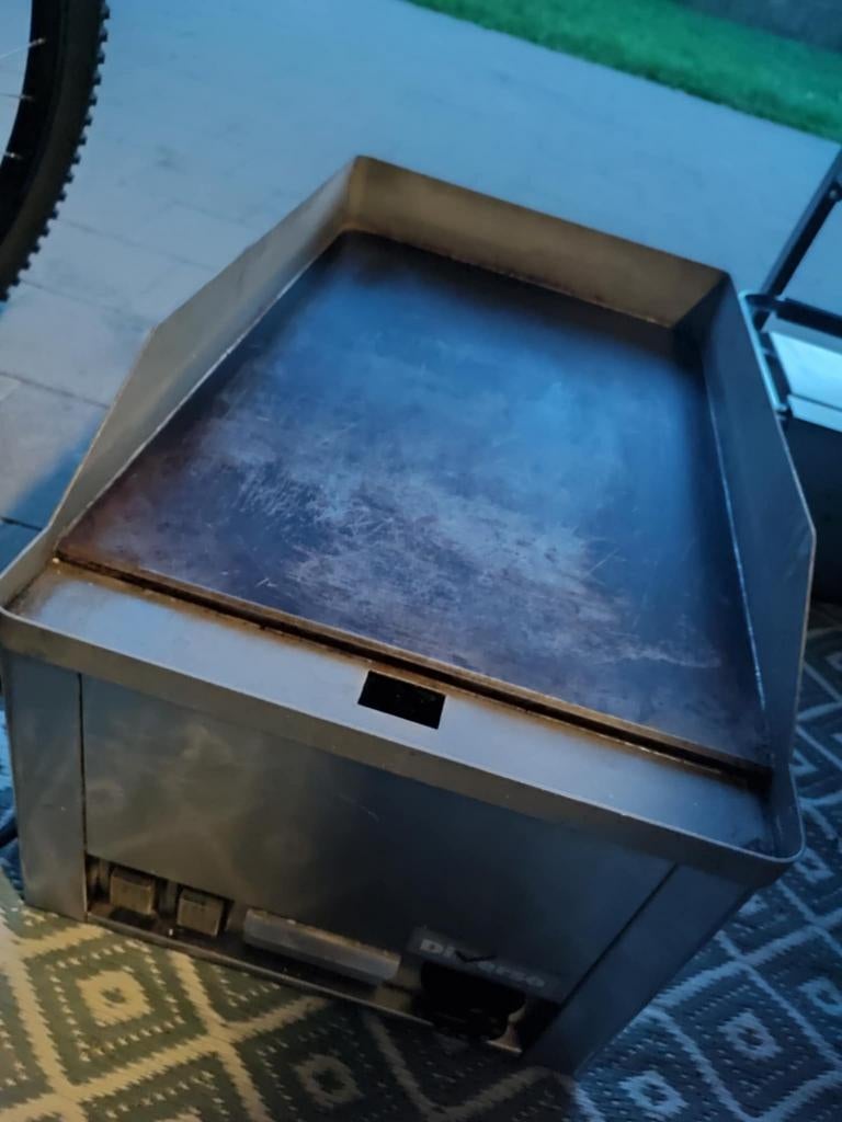 -  Plancha professionnelle – 200 €, Zakelijke goederen, Ophalen of Verzenden