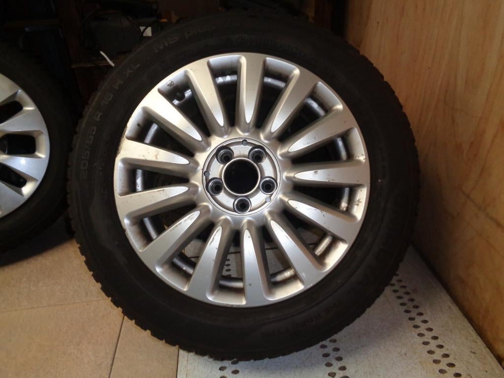 2 Winterbanden Uniroyal alu-velg 205-55-R16, Auto-onderdelen, Ophalen, Gebruikt, Velg(en), 16 inch