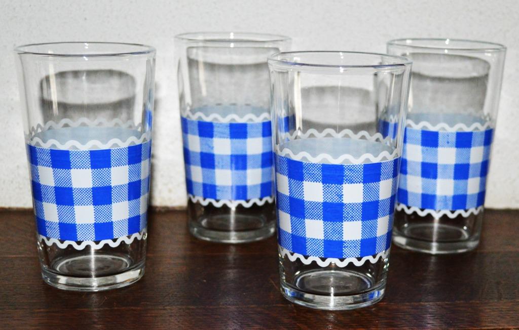 4 retro waterglazen blauw wit, 12 cm, Ophalen of Verzenden, Zo goed als nieuw, Waterglas