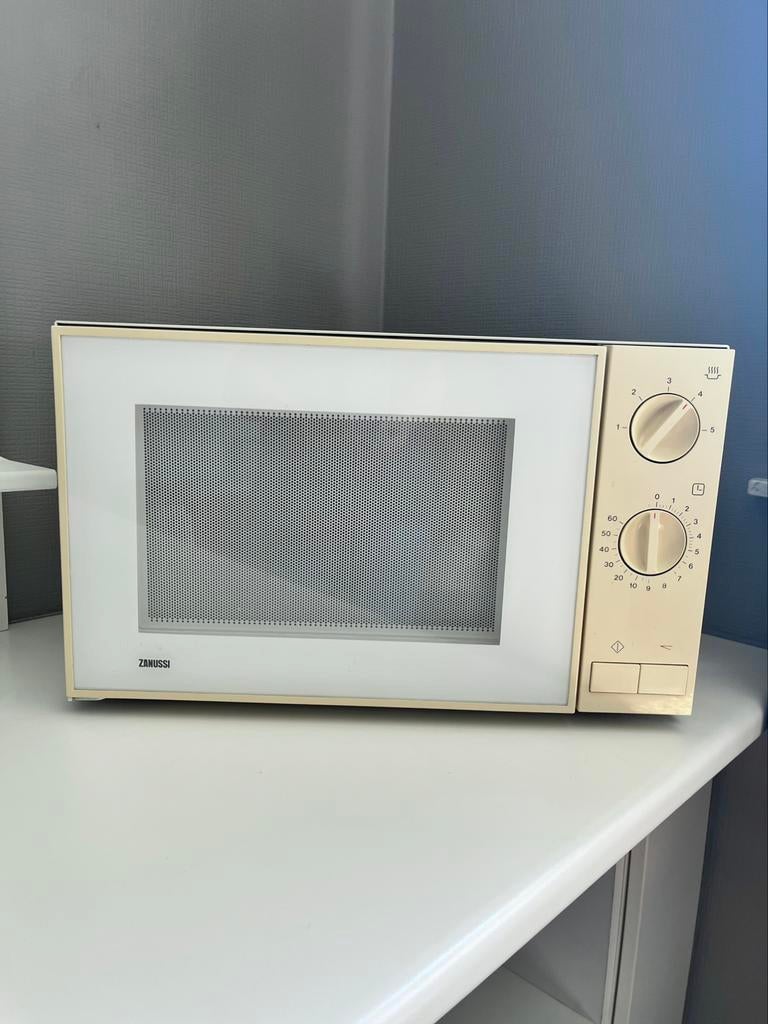 Microgolfoven magnetron Zanussi, Elektronische apparatuur, Microgolfovens, Ophalen, Microgolfoven