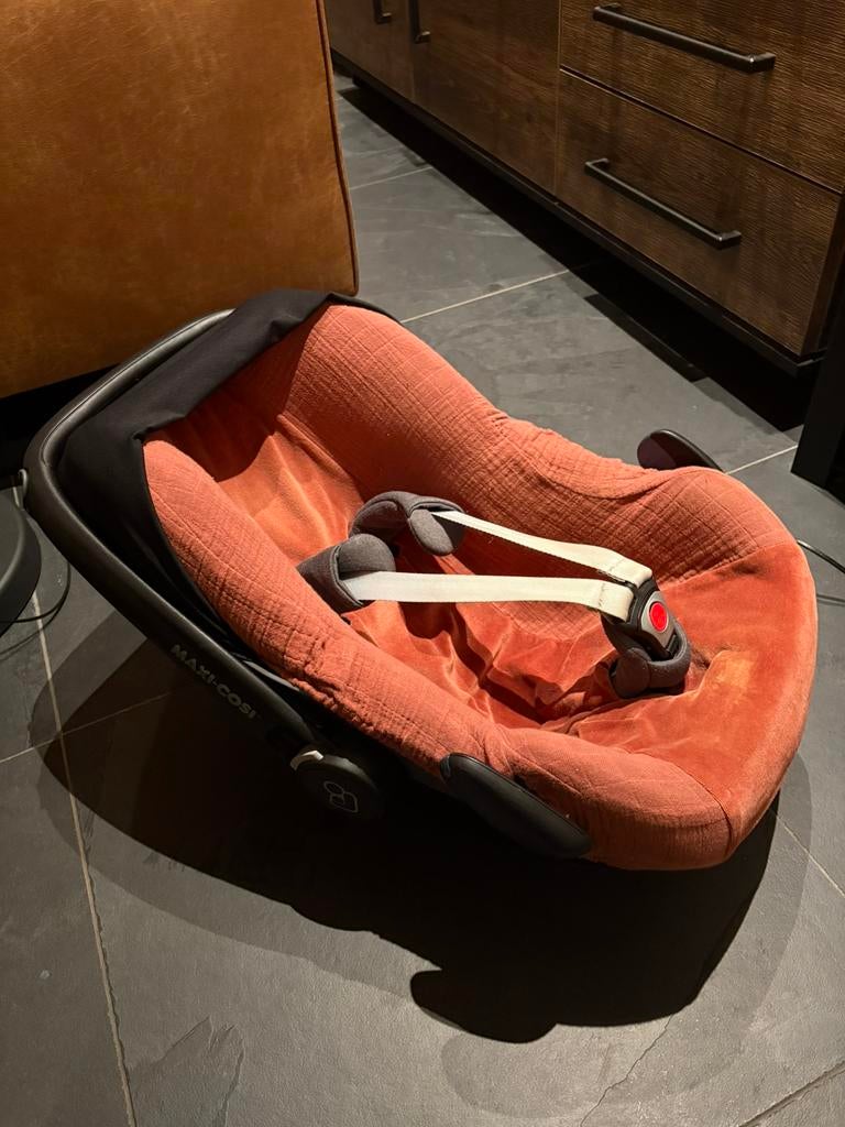 Maxi Cosi + toebehoren, Enlèvement, Utilisé, Maxi-Cosi, Ceinture de sécurité ou Isofix