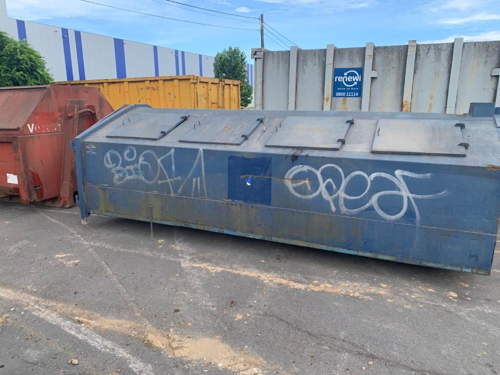 Gesloten container 12M3 portaal en haakarm Nummer 8, Ophalen of Verzenden, Gebruikt