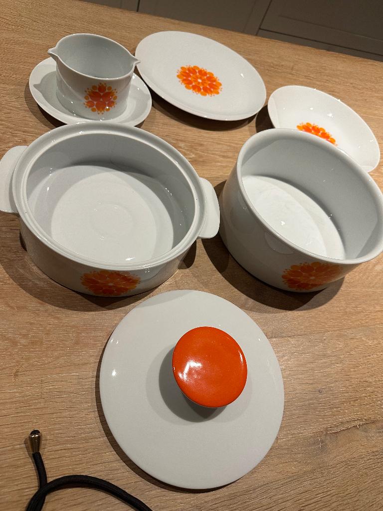 Vintage servies van Thomas Rosenthal Beieren, Huis en Inrichting, Ophalen, Overige materialen, Overige typen, Zo goed als nieuw