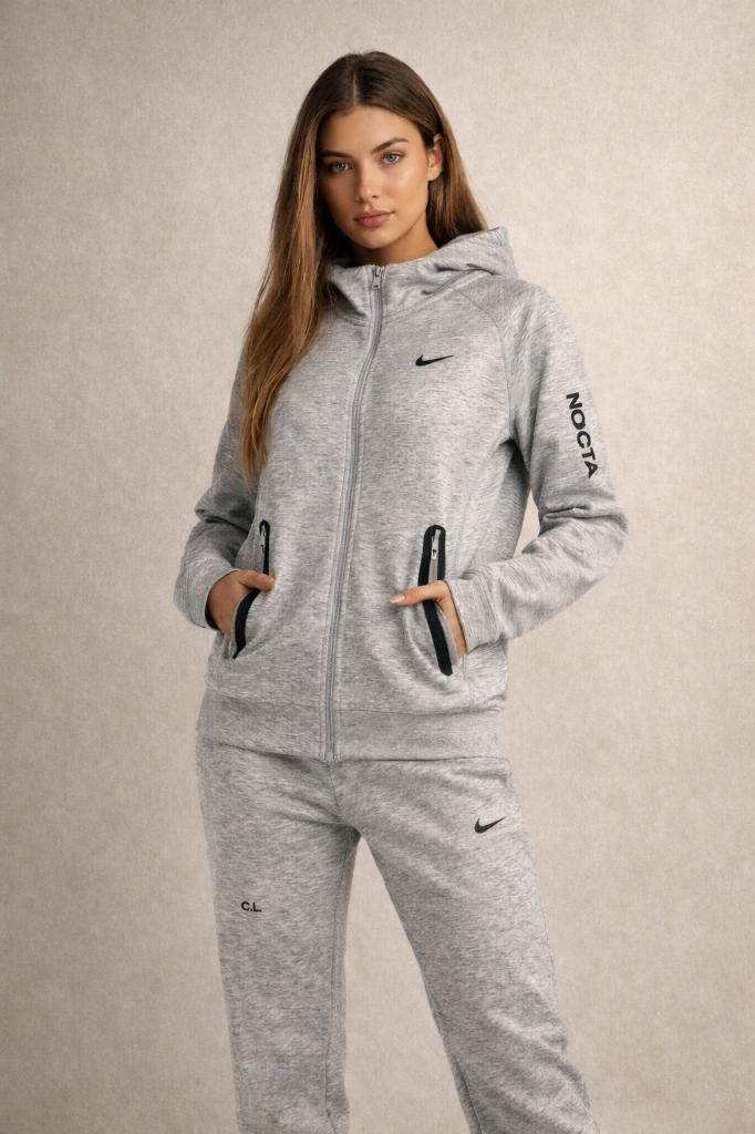 Ensemble nike gris nocta, Neuf, Gris, Enlèvement ou Envoi, Général
