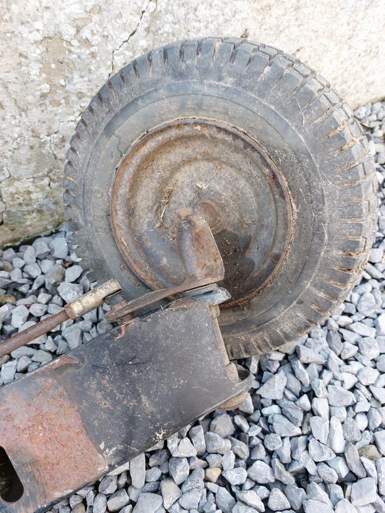 Essieu avant tracteur tondeuse MTD, Enlèvement