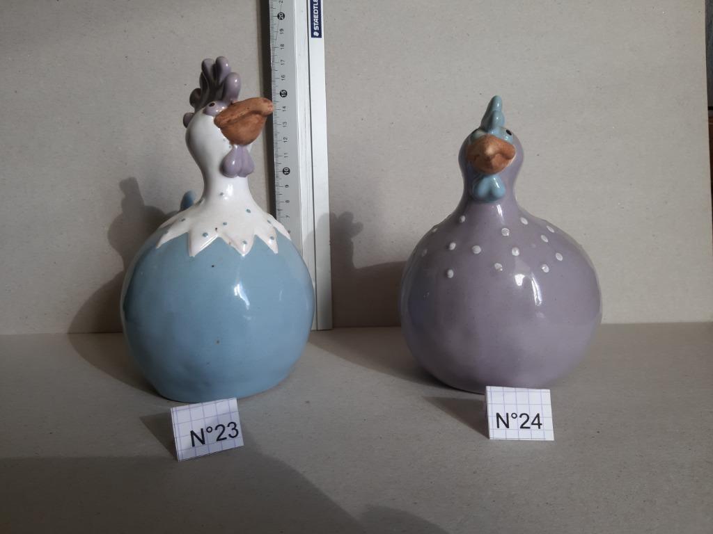poules décoratives (N23 ET 24) hauteur approximative 9,5 cm, Ophalen of Verzenden, Zo goed als nieuw