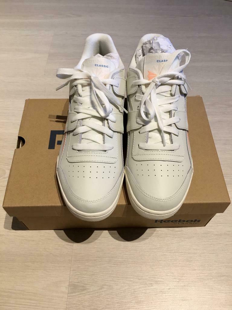 Reebok Classic * Maat 40,5 * 65 € * NIEUW * Levering BX, Beige, Nieuw, Reebok, Sneakers