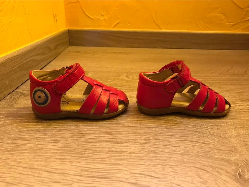 Sandalen Billowy maat 19, Enlèvement ou Envoi, Utilisé