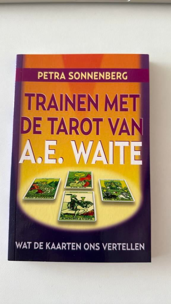Petra Sonnenberg - Trainen met de tarot van A.E. Waite, Ophalen of Verzenden, Zo goed als nieuw, Petra Sonnenberg