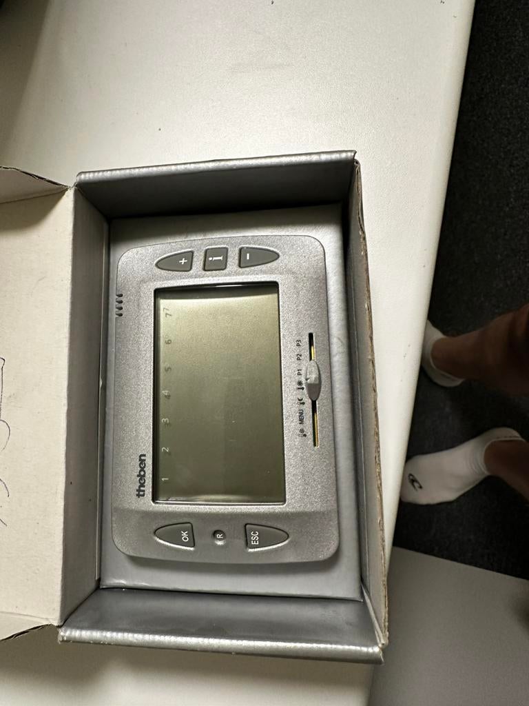 Theben digitale thermostaat, Doe-het-zelf en Bouw, Thermostaten, Ophalen, Gebruikt