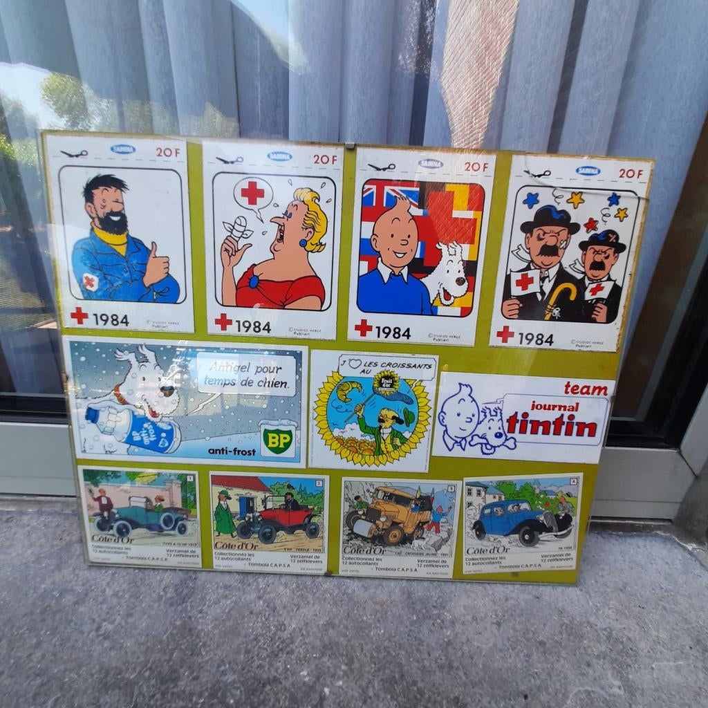 TINTIN, cadre 1984:STICKERS TINTIN collés. CROIX ROUGE, etc., Enlèvement, Tintin, Comme neuf