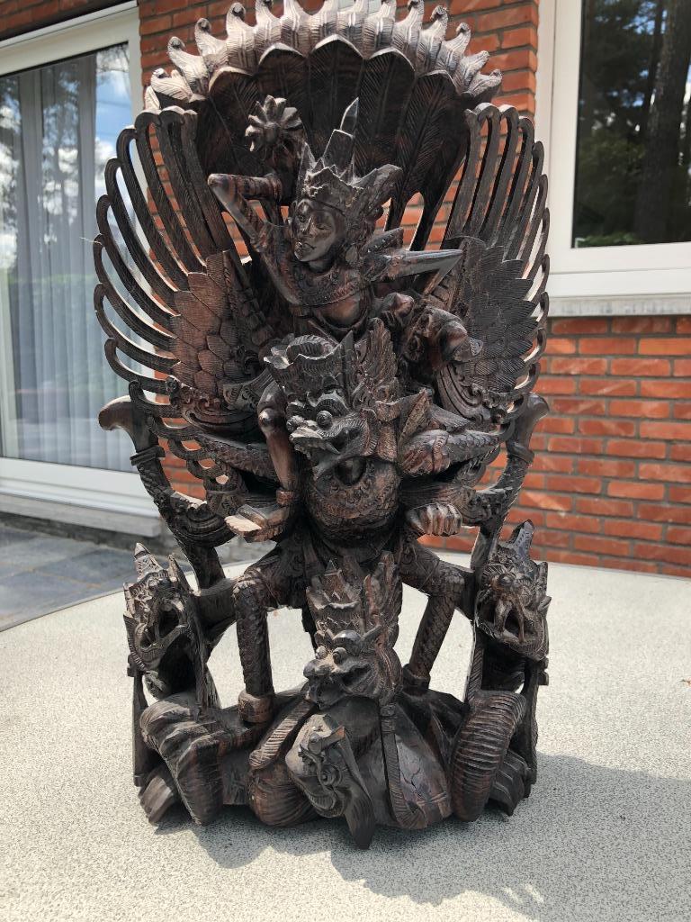 Houtsnijwerk - garoeda  uit Bali, Ophalen