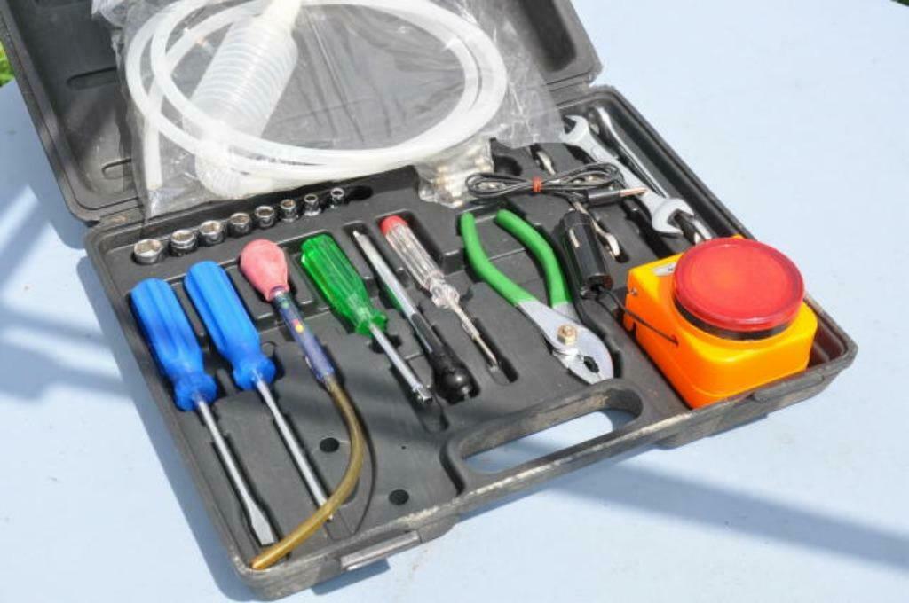 §  valisette dépannage de secours pour véhicule, Enlèvement ou Envoi, Utilisé, Outillage ou Accessoires