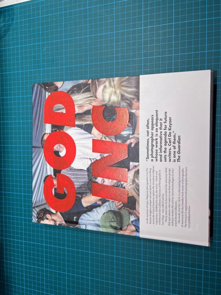 Fotoboek God inc DeKeyzer, Ophalen of Verzenden, Nieuw, Overige onderwerpen, Carl DeKeyzer