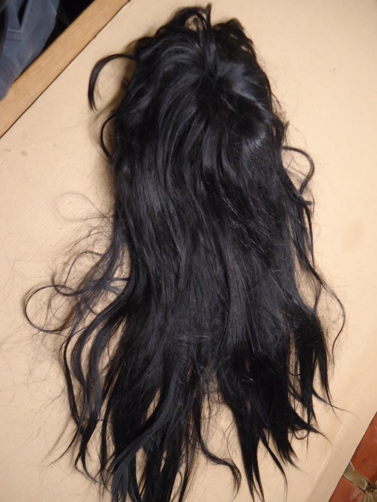 Perruque cheveux noirs et longs comme neuf !!!, Enlèvement, Comme neuf, Perruque ou Extension de cheveux