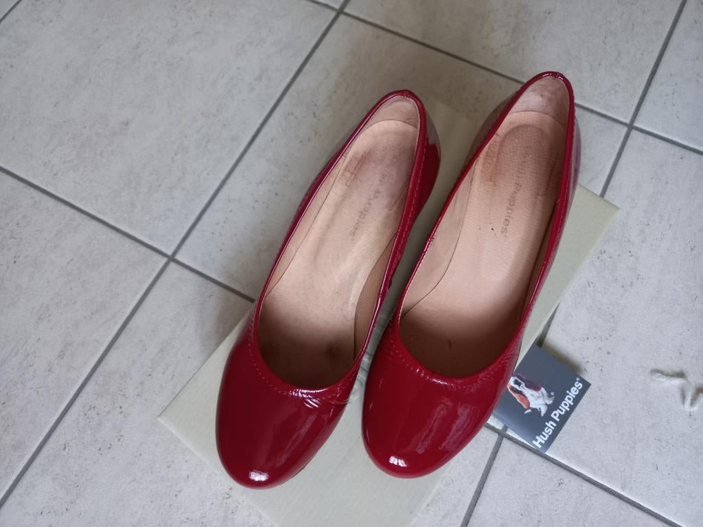 Chaussures en cuir verni HUSH PUPPIES, Enlèvement ou Envoi, Comme neuf