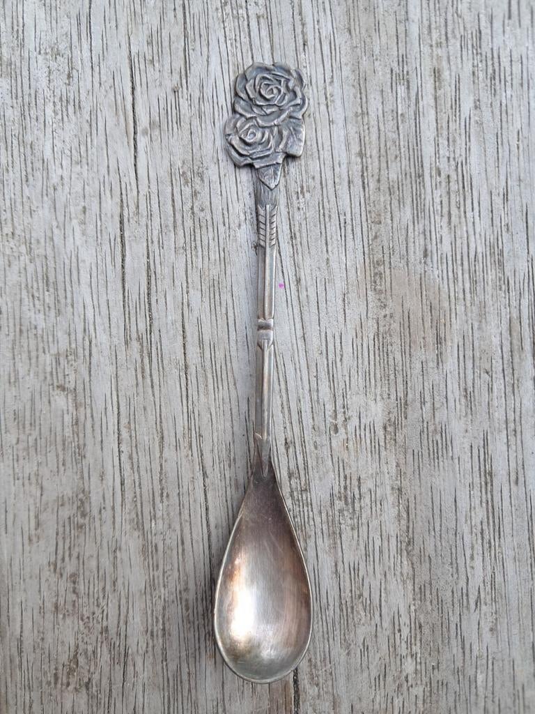 Lepeltje met dubbel roosje, Ophalen of Verzenden