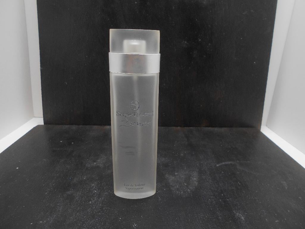 flacon vide Sergio Tacchini Donna vaporisateur 50 ml, Enlèvement ou Envoi, Utilisé, Bouteille de parfum