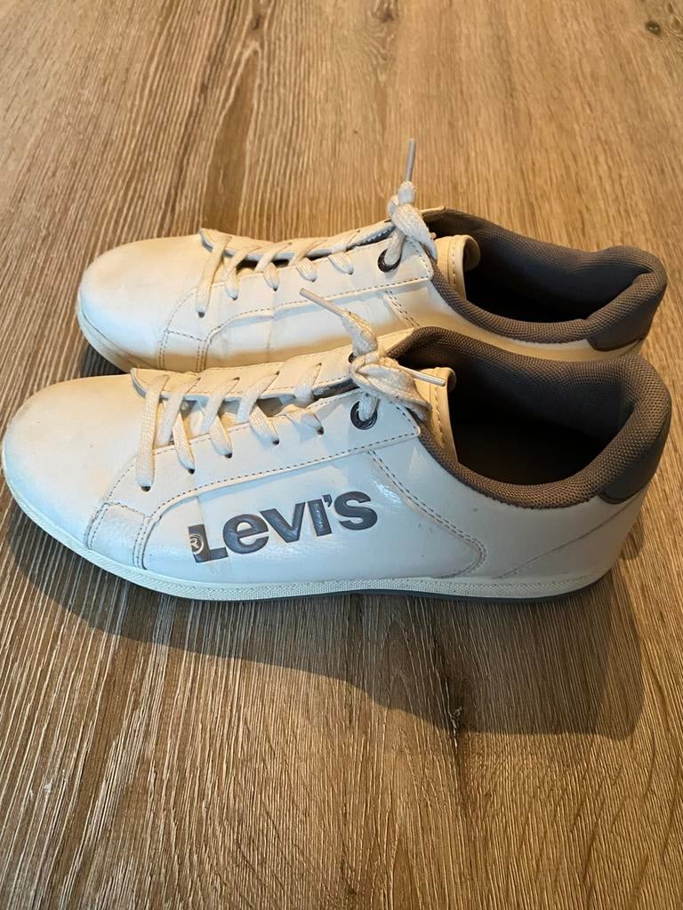 Levi’s schoenen maat 43, Kleding | Heren, Schoenen, Ophalen, Levi's, Wit, Sneakers