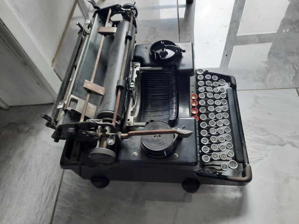 Machine à écrire année +/- 1930 TORPÉDO, Antiquités & Art, Enlèvement
