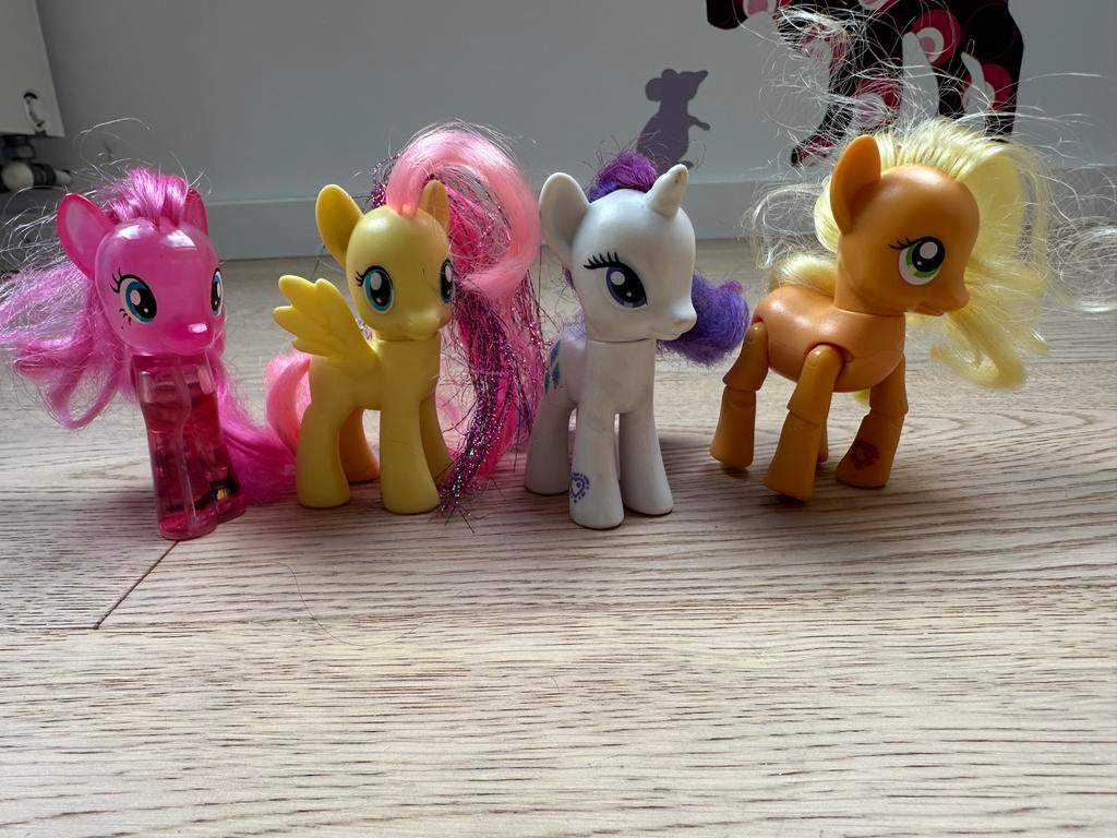 Set van kleine My little pony, Ophalen, Zo goed als nieuw